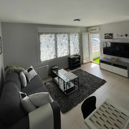 Aldapa Apartment *